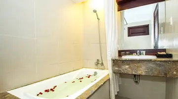 ROMANA RESORT & SPA