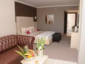 Romance Beach Hotel