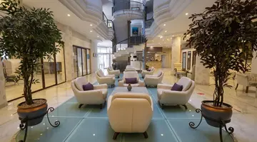 Romance Beach Hotel