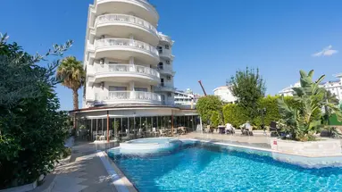 Romance Beach Hotel