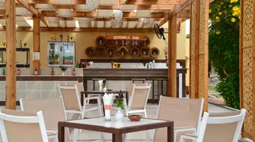 ROMANCE REGENCY CLUB