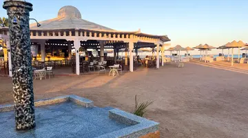 ROMANCE REGENCY CLUB