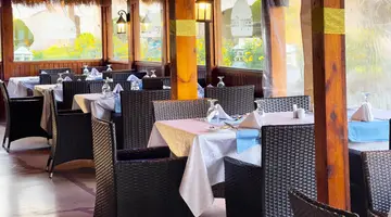 ROMANCE REGENCY CLUB
