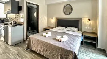 Romanias Apartments