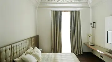 Romano House
