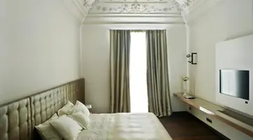 Romano House