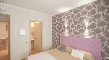 Rome King Suite
