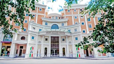 ROME PALACE DELUXE