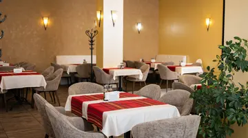 ROME PALACE DELUXE