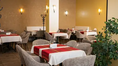 ROME PALACE DELUXE