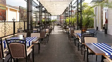 ROME PALACE DELUXE