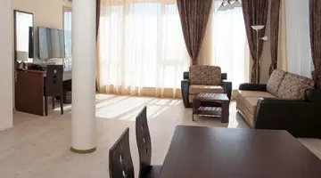ROME PALACE DELUXE
