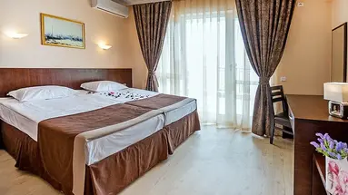 ROME PALACE DELUXE