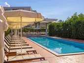 ROME PALACE DELUXE