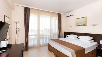 Rome Palace Deluxe
