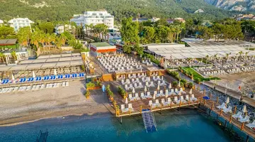 Rose Garden Premium Hotel