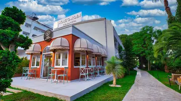 ROSE GARDEN PREMIUM HOTEL