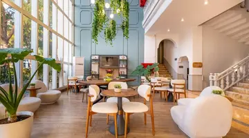 Rose Garden Premium Hotel