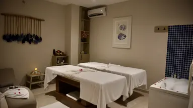 ROSE GARDEN PREMIUM HOTEL