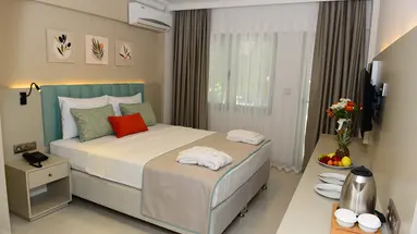 ROSE GARDEN PREMIUM HOTEL
