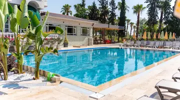 Rose Garden Premium Hotel