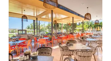 ROSE GARDEN PREMIUM HOTEL
