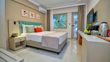 ROSE GARDEN PREMIUM HOTEL