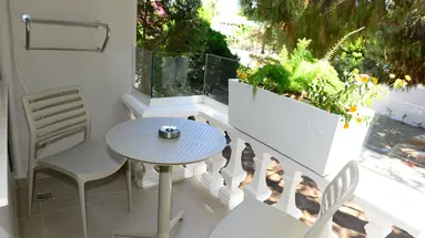 ROSE GARDEN PREMIUM HOTEL