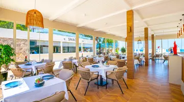 ROSE GARDEN PREMIUM HOTEL