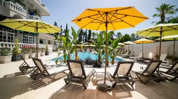 Rose Garden Premium Hotel