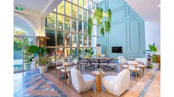 ROSE GARDEN PREMIUM HOTEL