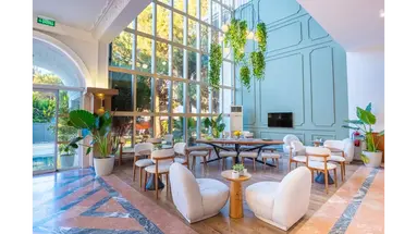 ROSE GARDEN PREMIUM HOTEL
