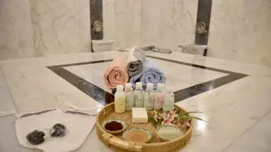 ROSE GARDEN PREMIUM HOTEL