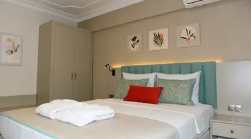 ROSE GARDEN PREMIUM HOTEL