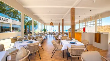 ROSE GARDEN PREMIUM HOTEL