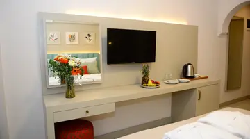 ROSE GARDEN PREMIUM HOTEL