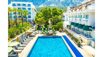 ROSE GARDEN PREMIUM HOTEL