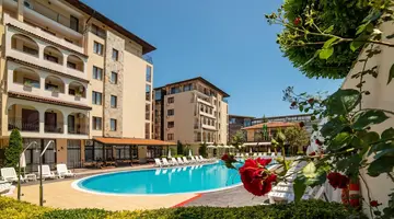 Rose Village Aparthotel
