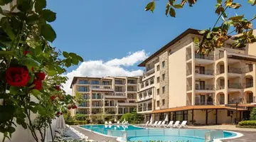 Rose Village Aparthotel