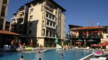 Rose Village Aparthotel