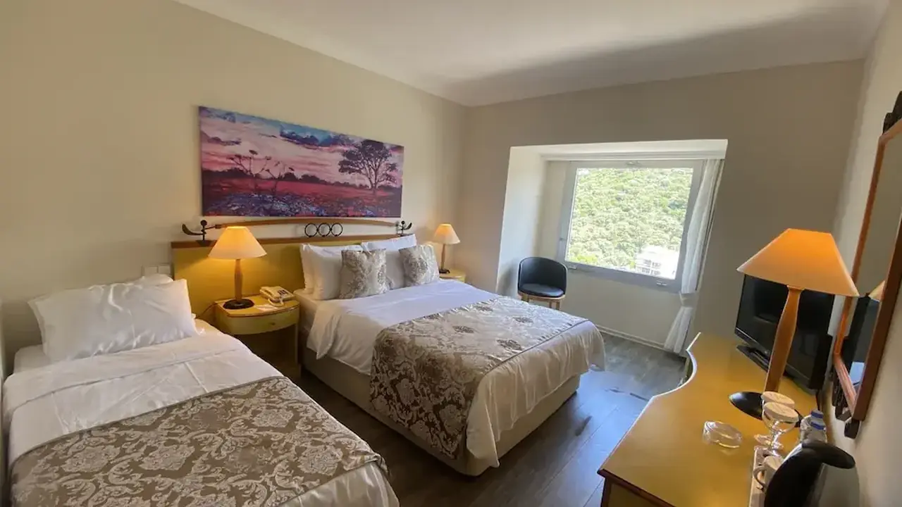 Roseira Beach Resort