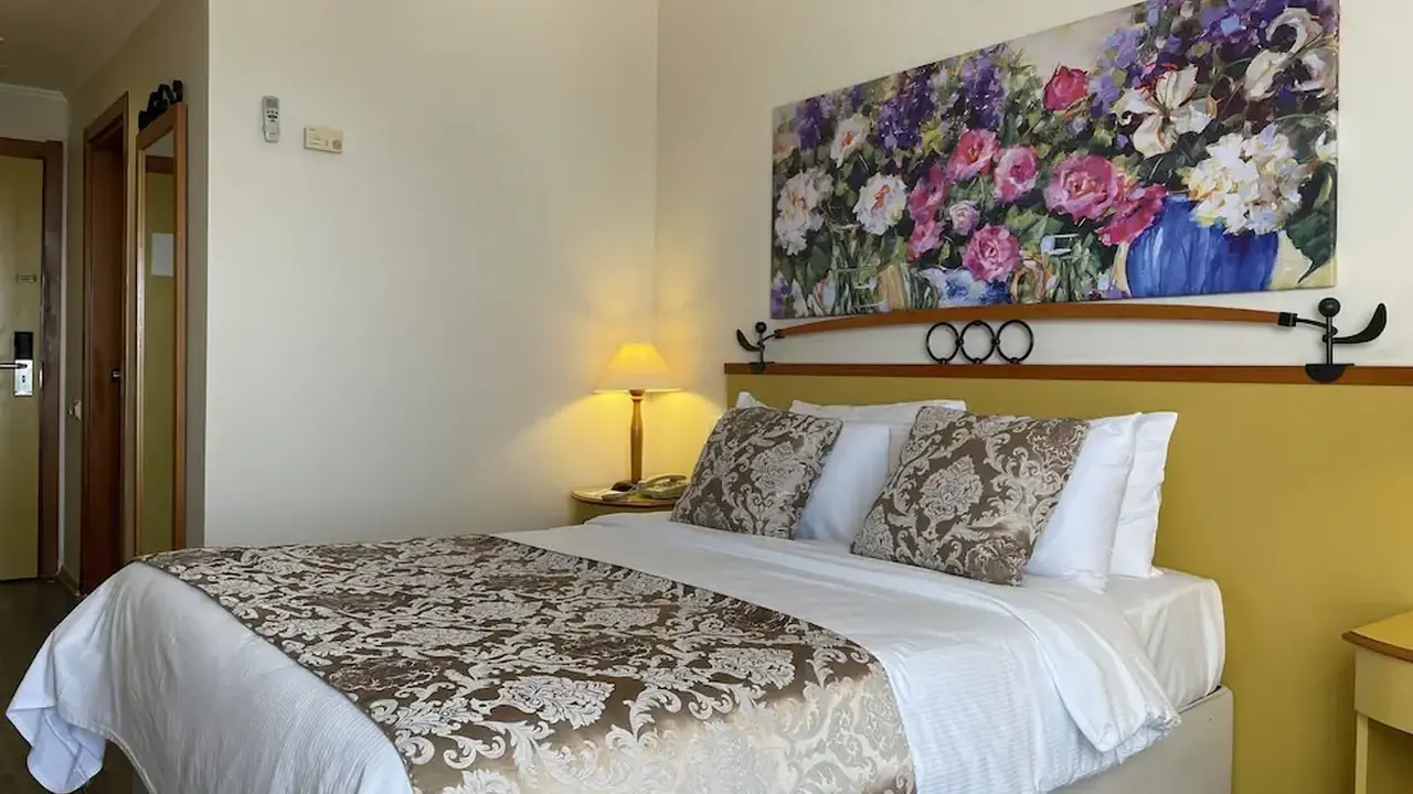 Roseira Beach Resort