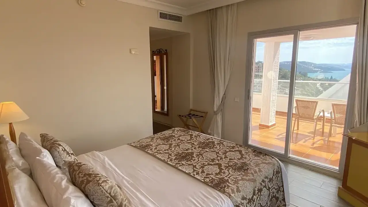 Roseira Beach Resort