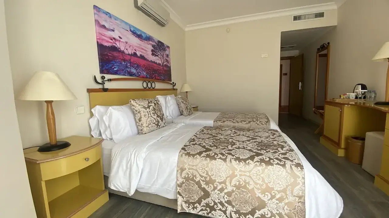 Roseira Beach Resort