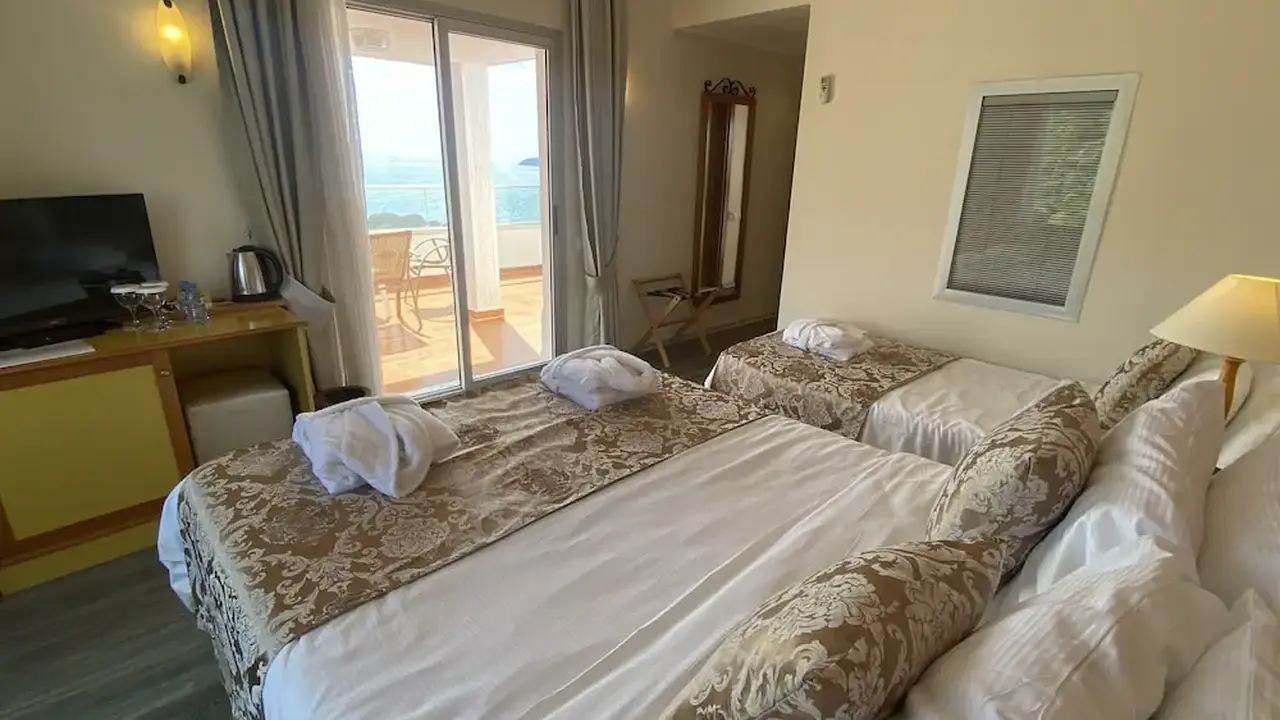 Roseira Beach Resort