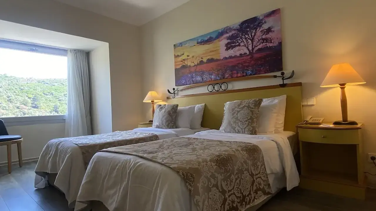 Roseira Beach Resort