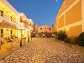 Rossis Hotel
