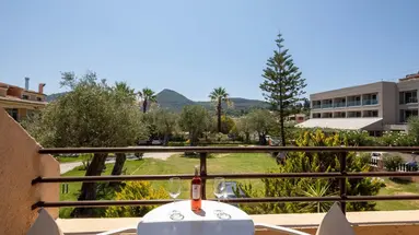 Rossis Hotel