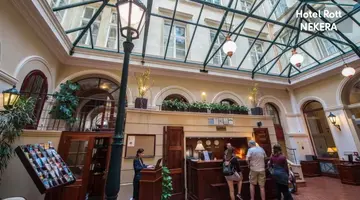 Rott Hotel