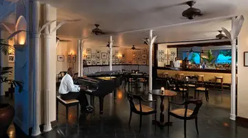 Round Hill Hotel and Villas